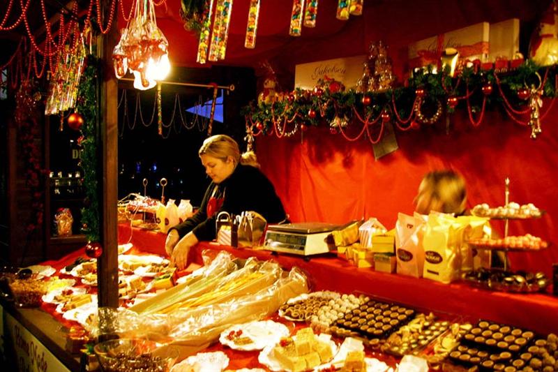 Savor the Street Food of London this Christmas Latest flights and